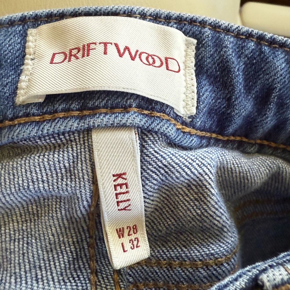 Driftwood Kelly Embroidered Floral Women’s Jeans - Picture 4 of 4